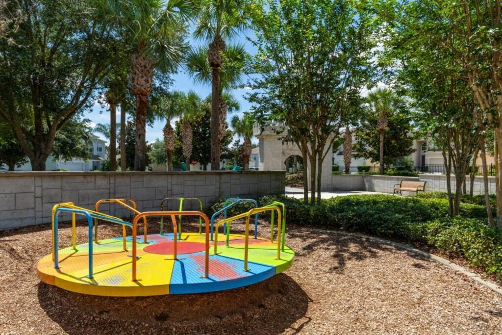 Luxurious Condo - Just 2 Miles From Disney #404 Орландо Екстериор снимка
