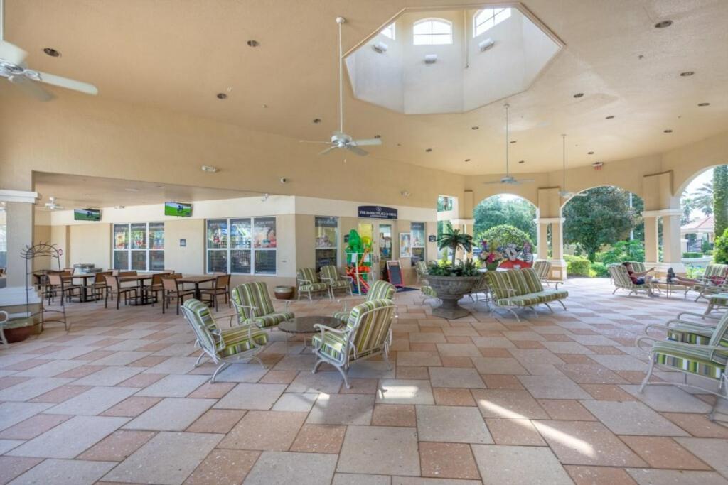 Luxurious Condo - Just 2 Miles From Disney #404 Орландо Екстериор снимка